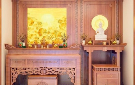 Có nên thờ Phật chung với bàn thờ Gia tiên? - Cách bài trí "Thượng Phật Hạ Linh" chuẩn phong thủy